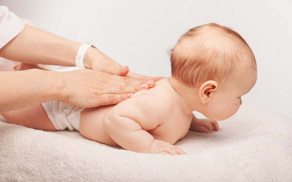 atelier-massage-bebe-dos atelier massage bebe dos